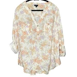 Torrid - Button-Up Blouse Size 2 - Pastel Floral Pattern